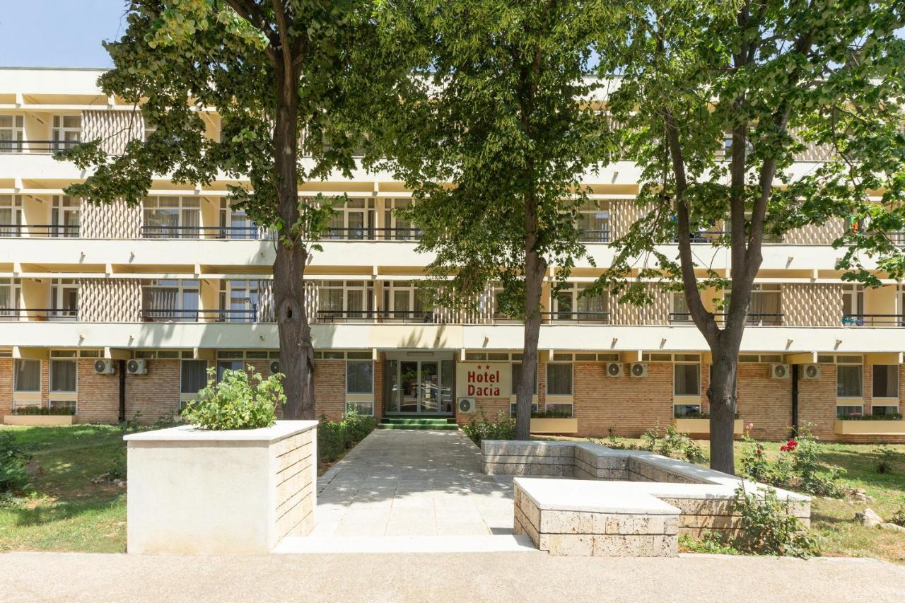 Hotel Dacia Нептун Экстерьер фото